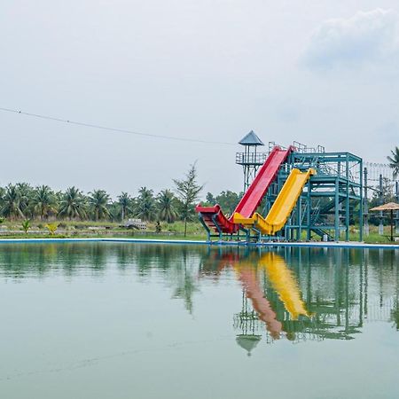 Kanopi Tipi Hotel Kampung Sungai Rengit Buitenkant foto